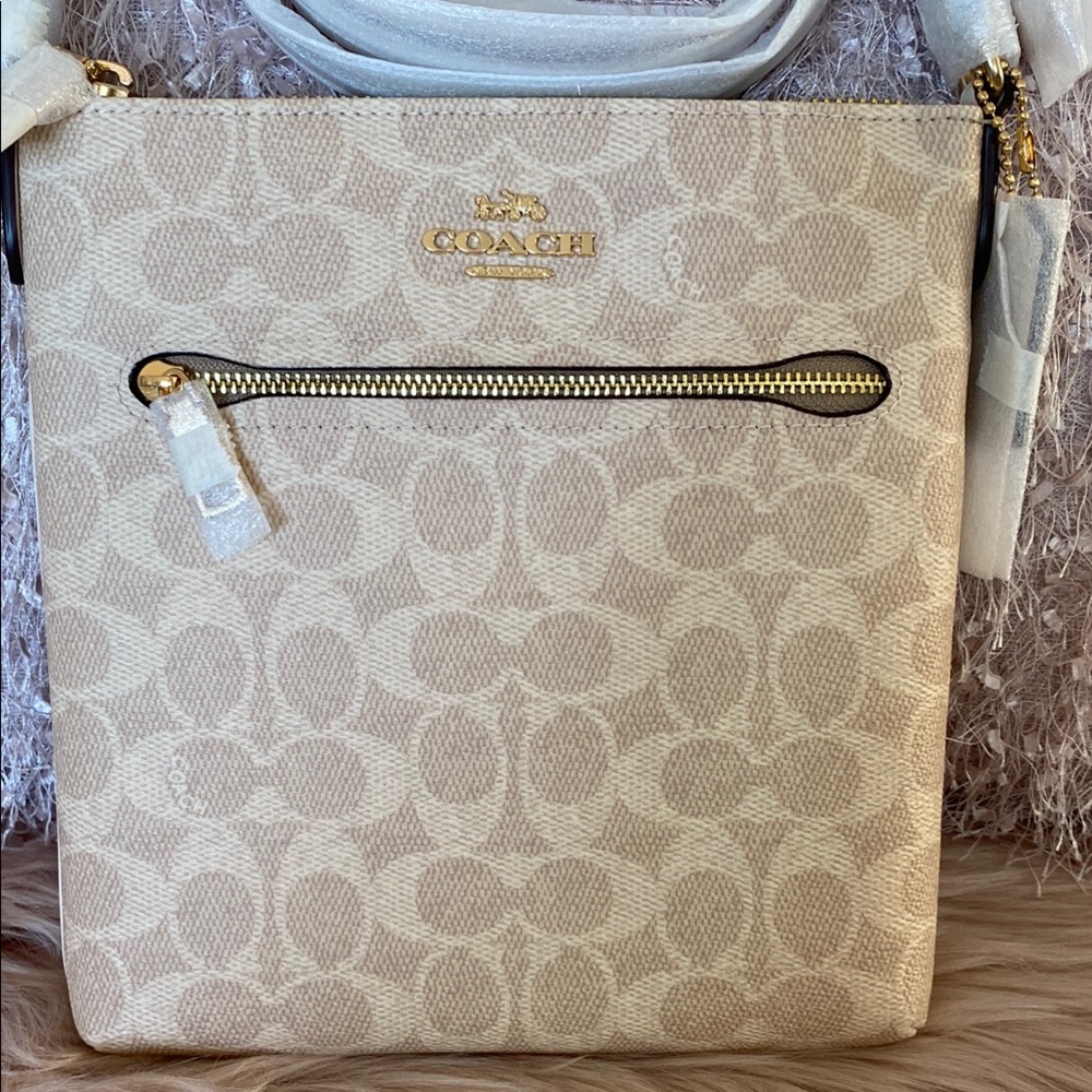 NWT Coach Mini Rowan File Bag In Signature Canvas - Picture 2 of 9